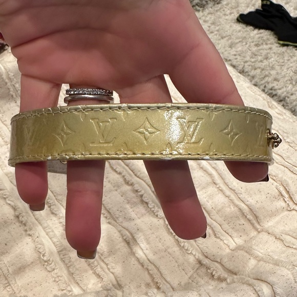 EUC LOUIS VUITTON BRACELET - Picture 2 of 5